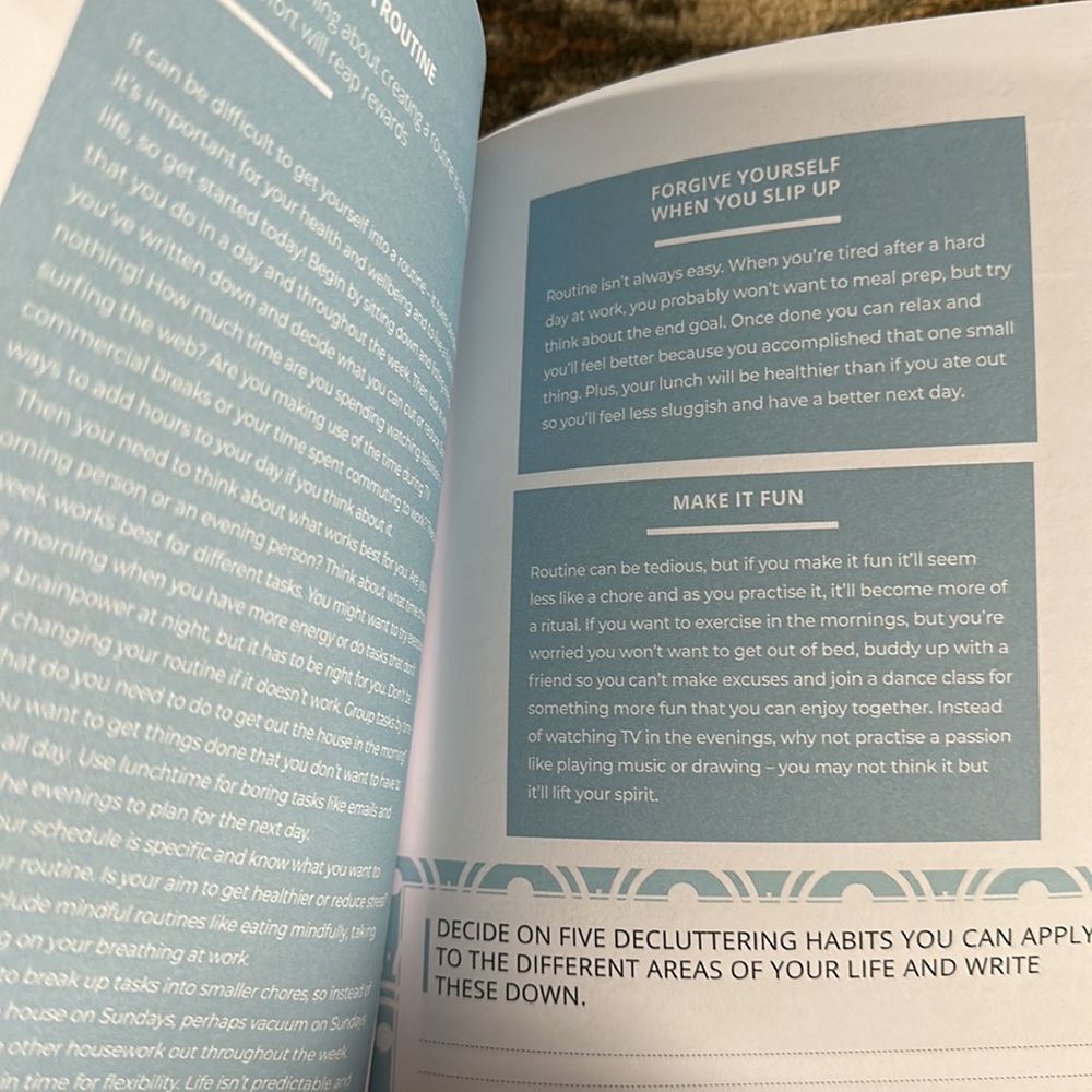 Brand new Declutter your life Book - Picture 4 of 6